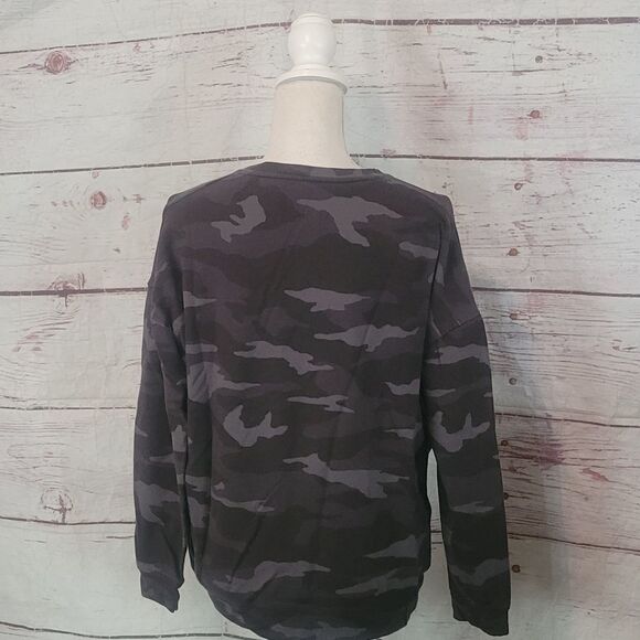 Athleta Studio To Street Camo Sweatshirt Size Medium - Picture 4 of 8